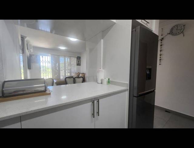 2 BEDROOM APARTMENT FOR SALE IN NORTH BEACH